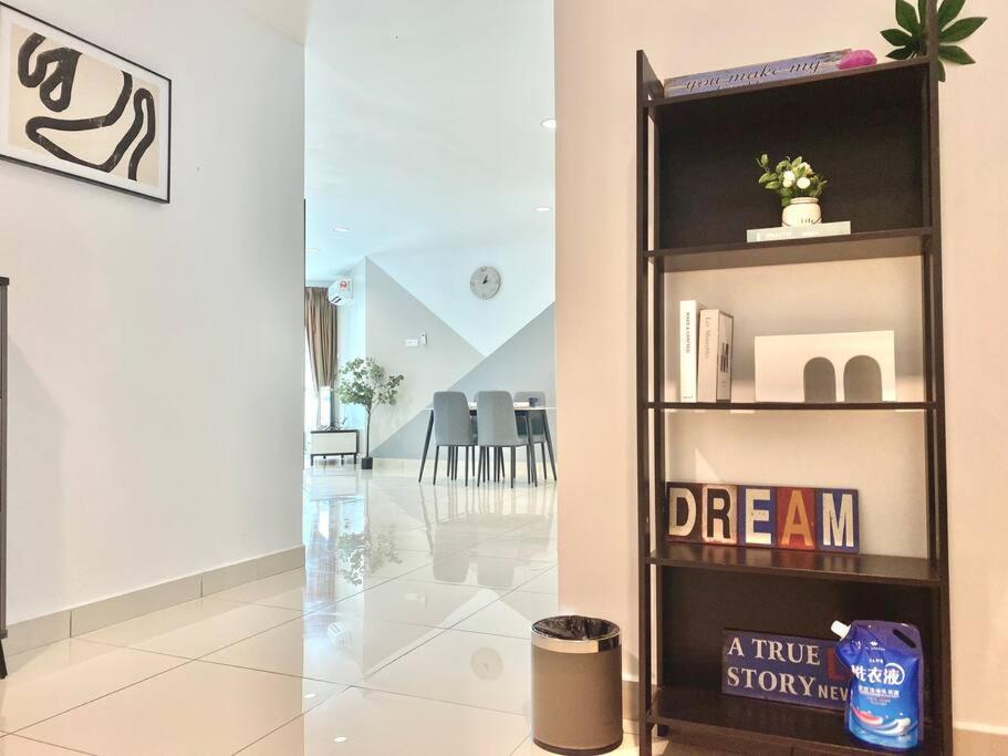 Mansion One Suites - Seaview Modern 2 Bedroom Suites George Town Buitenkant foto